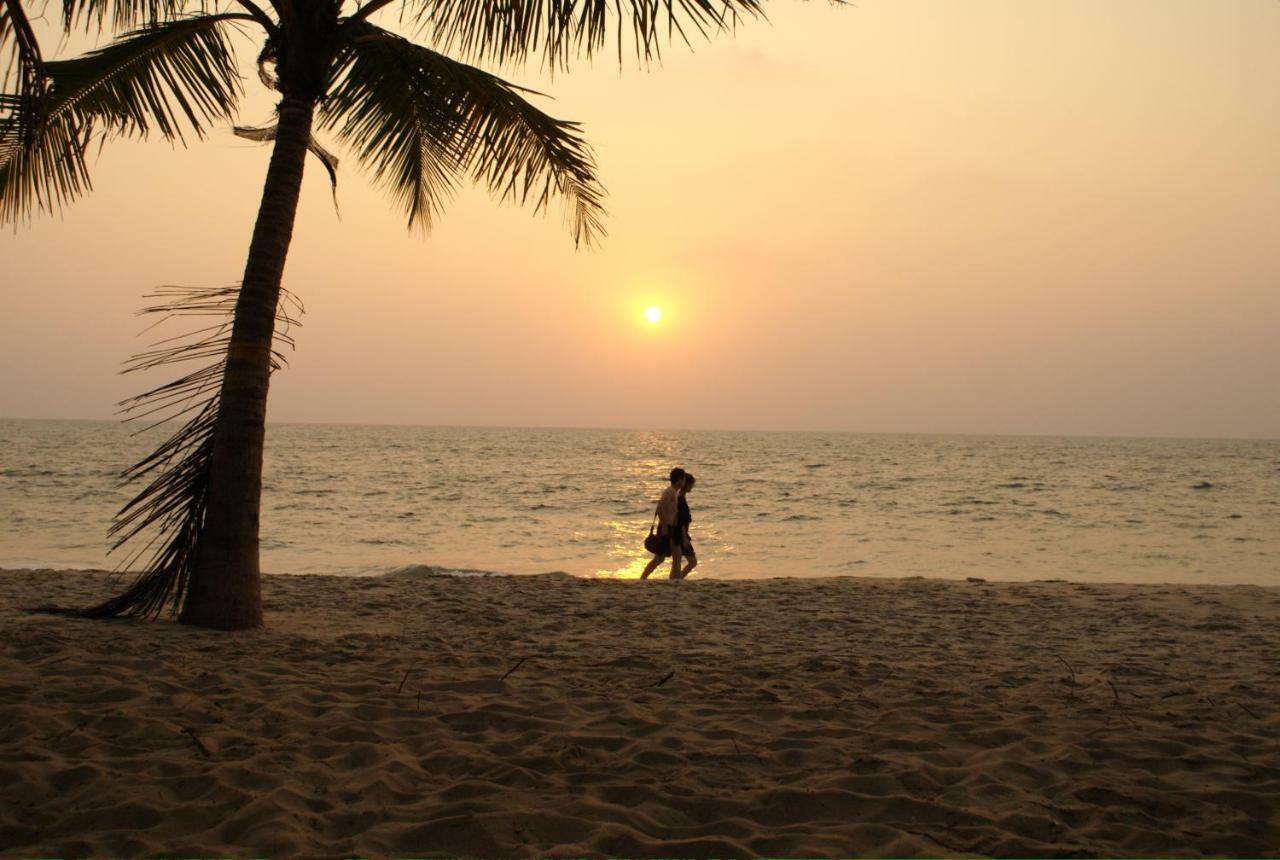 Amritara A Beach Symphony Mararikulam Exterior foto